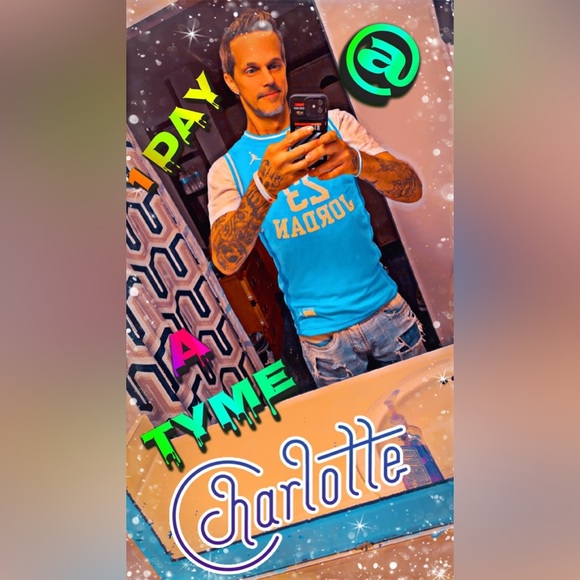 Meet your Posher, Christopher - Picture 1 of 2